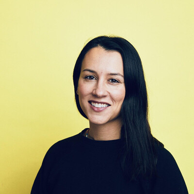 Nona Farahnik Yadegar